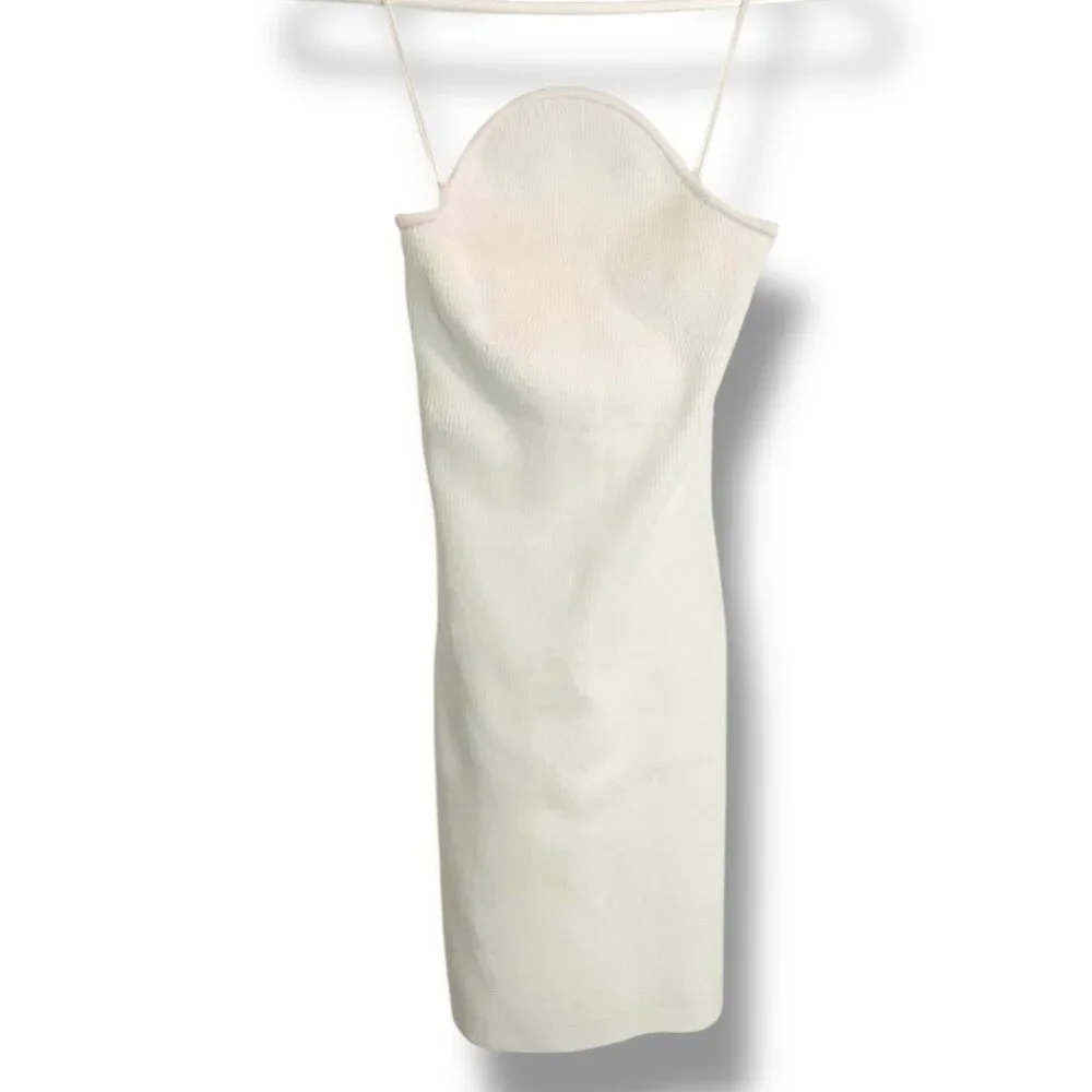 Alexis Giasa White Mini Dress - Strapless Neckline with Sculptural Curve Size S - Picture 3 of 14